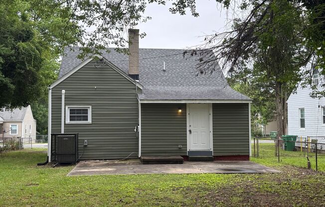 1419 Overlook St. RECENTLY RENOVATED 4 BD 1 BTH HOME