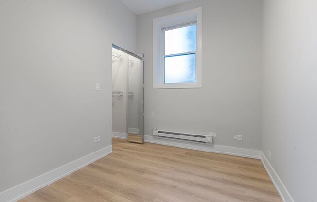 3 beds, 1 bath, 632 sqft, $2,200, Unit 1456-G1