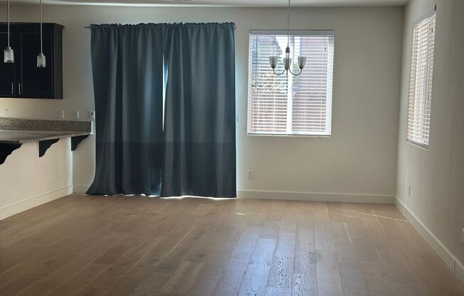 4 Bedroom 2.5 bath in Natomas