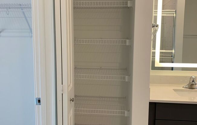 2 beds, 2 baths, 1,133 sqft, $2,985, Unit 206