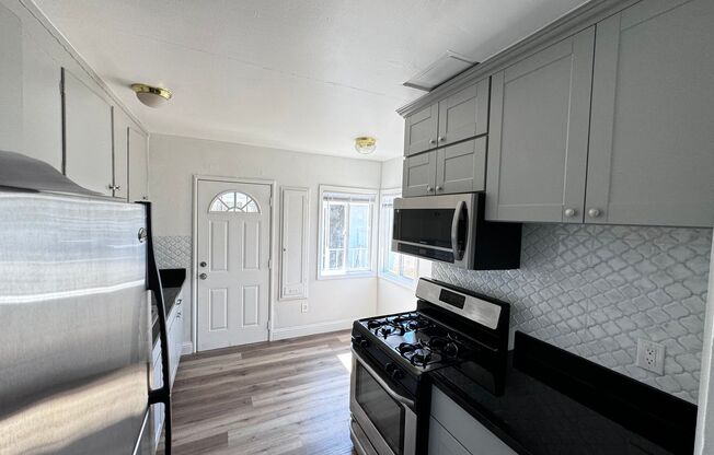 1 bed, 1 bath, $1,995, Unit 1460