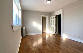 Studio, 1 bath, 375 sqft, $1,000, Unit 6912 - #307