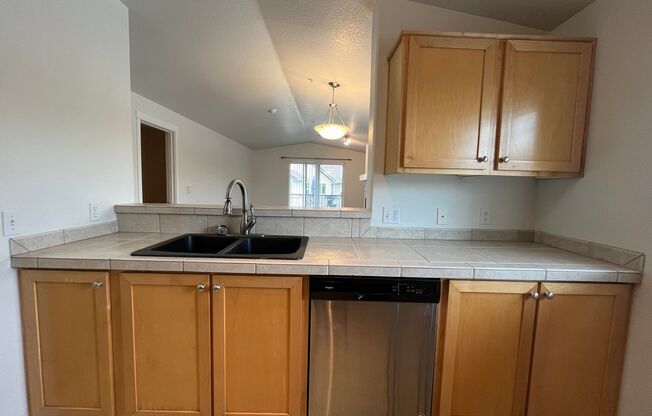 2 beds, 2 baths, $1,845