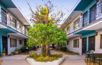 2727 Abbot Kinney Apartments, Venice CA