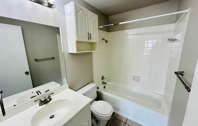 2 beds, 2 baths, $1,795, Unit # 2028