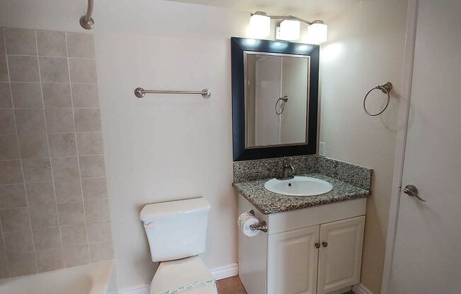 1 bed, 1 bath, 660 sqft, $2,695, Unit 117