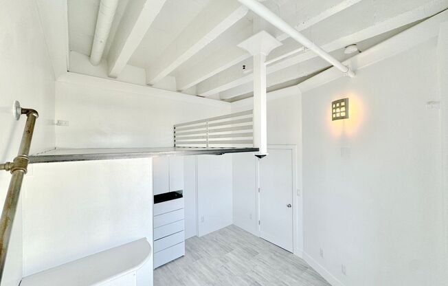 1 bed, 1 bath, $2,195