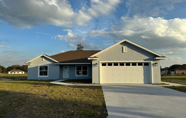 GORGEOUS 3BR/2BA Home! Huge Open Floor Plan NO APPLICATION FEE!