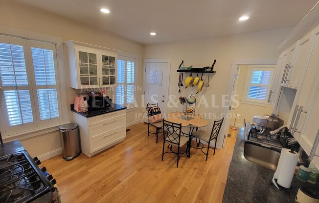 31 PARKTON RD