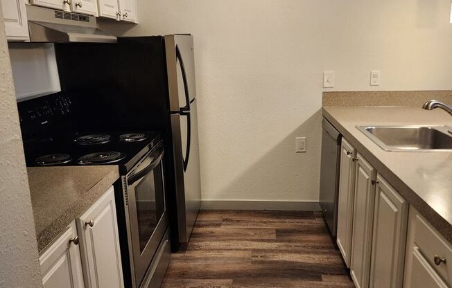 1 bed, 1 bath, 744 sqft, $1,795, Unit 108