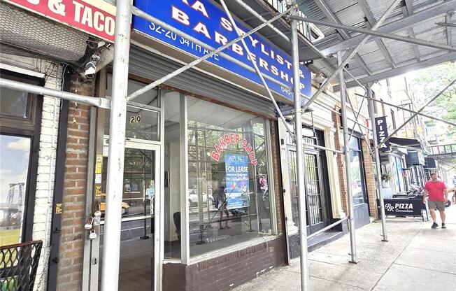 Studio, $3,600, Unit STORE 2