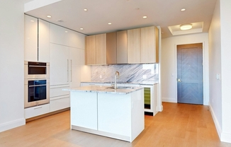 1 bed, 1 bath, 882 sqft, $6,500, Unit 4011