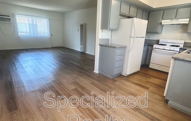 824 E. Windsor Road