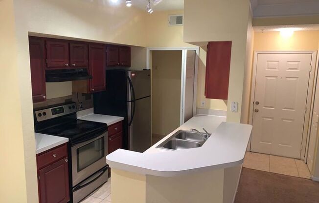 2 bedroom 2 bath Condo  with Balcony in Lake Buena Vista