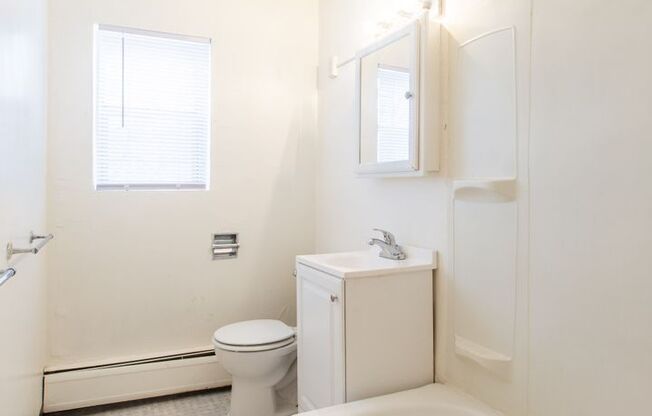 1 bed, 1 bath, 575 sqft, $1,045, Unit 302