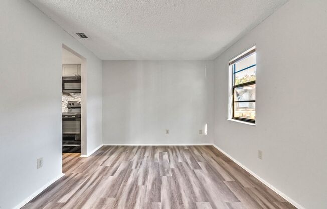 4907 LK RDG RD