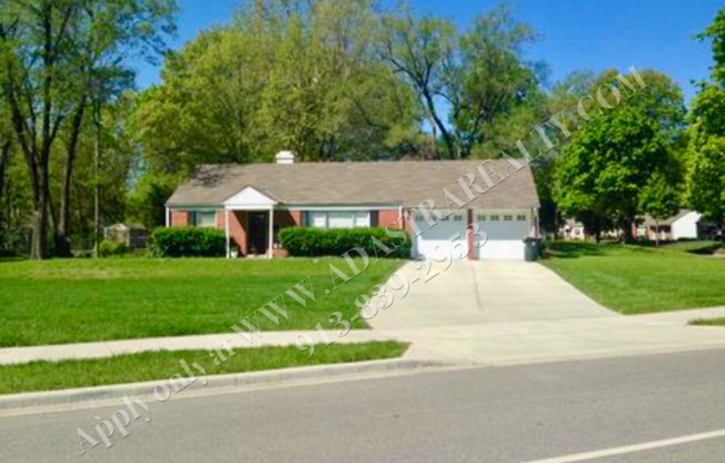 Charming Prairie Village Ranch Home-Available NOW!!