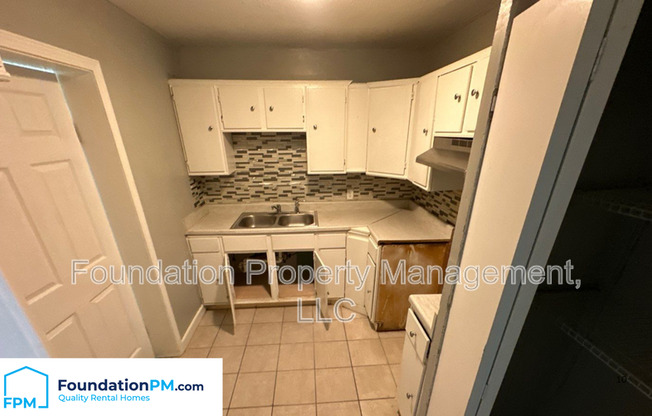 479 KING AVE