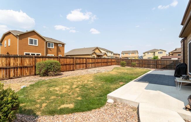 Spacious 6-Bedroom Home in Lorson Ranch!