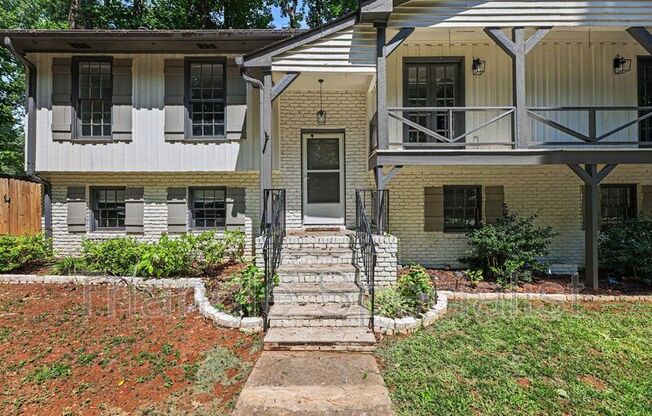 1012 ASKHAM DR