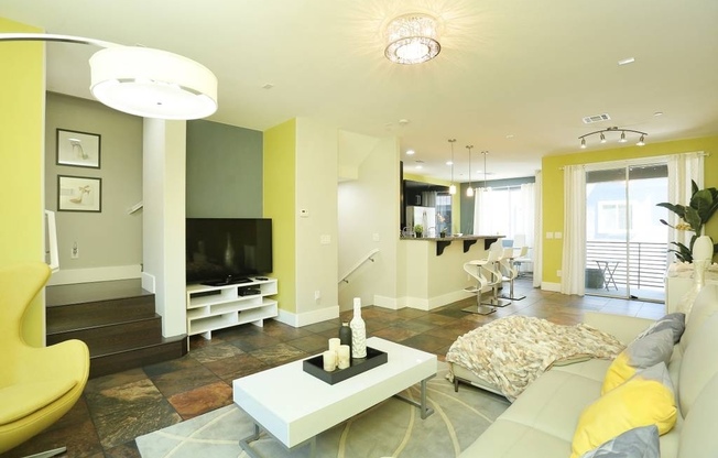 COMING SOON!!  LUXURY 3BD/2.5BA TOWNHOUSE! FURNISHED!