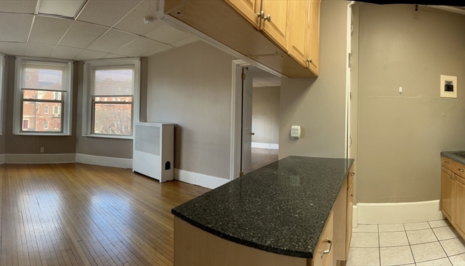1 bed, 1 bath, 550 sqft, $2,600, Unit 21