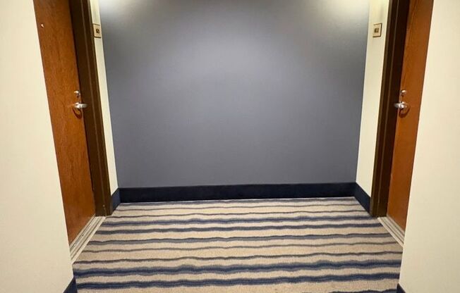 2 beds, 2 baths, $2,700, Unit # 1122