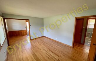 3 beds, 1 bath, $1,700