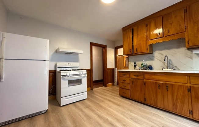 2 beds, 1 bath, 1,200 sqft, $2,800, Unit 1