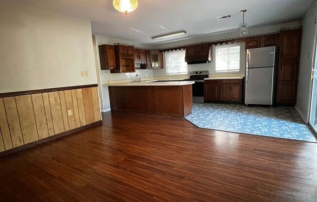 3 beds, 2 baths, $1,950