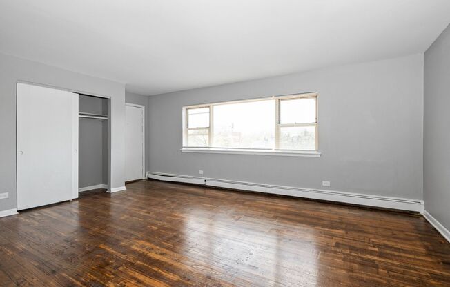 2 beds, 1 bath, 850 sqft, $2,200, Unit 11118-D3