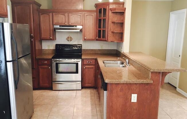 115 S 48 LN