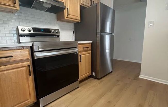 1 bed, 1 bath, 720 sqft, $1,175, Unit 809