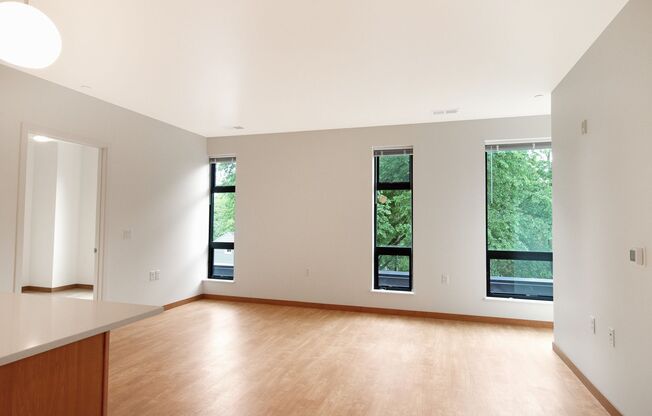 2 beds, 2 baths, 816 sqft, $1,360, Unit A320