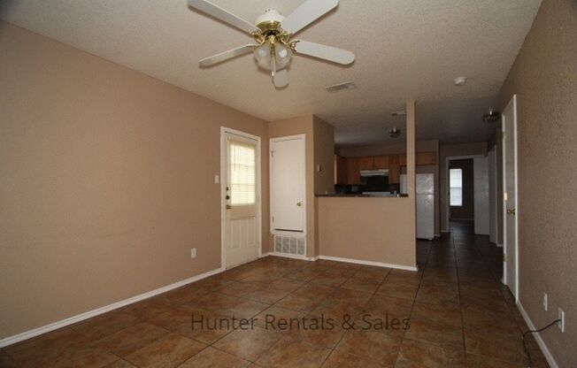 3 beds, 2 baths, $875