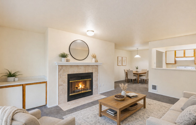 2 beds, 2 baths, 912 sqft, $1,995