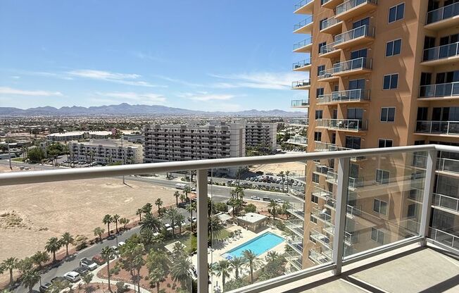 2 beds, 2.5 baths, $2,750, Unit Unit 1311
