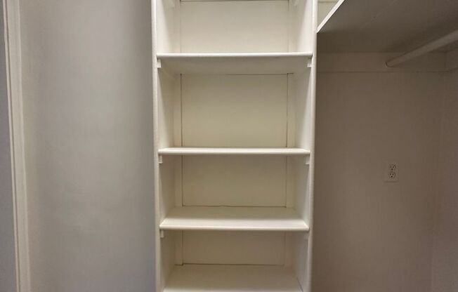 Studio, 1 bath, $1,425, Unit 209