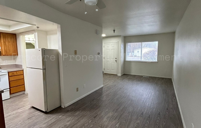 2 beds, 1.5 baths, 1,100 sqft, $1,195, Unit Unit 28