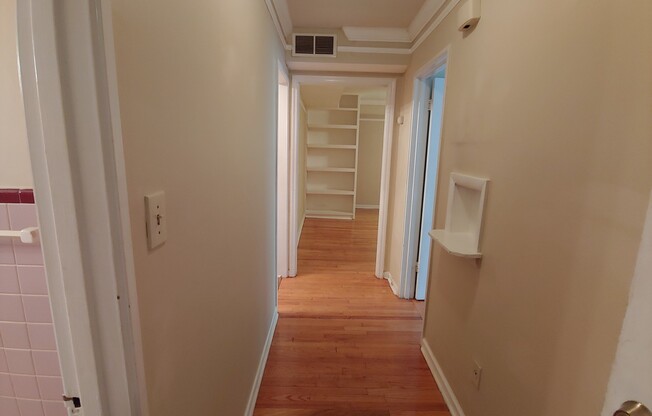 1352 North Ave