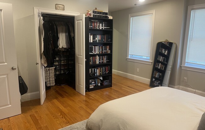 3 beds, 2 baths, 1,490 sqft, $4,000, Unit 11
