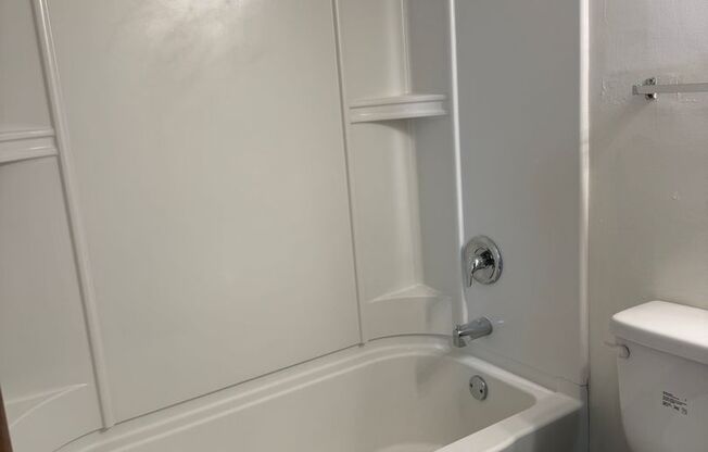 2 beds, 1 bath, 550 sqft, $695, Unit 1116-207