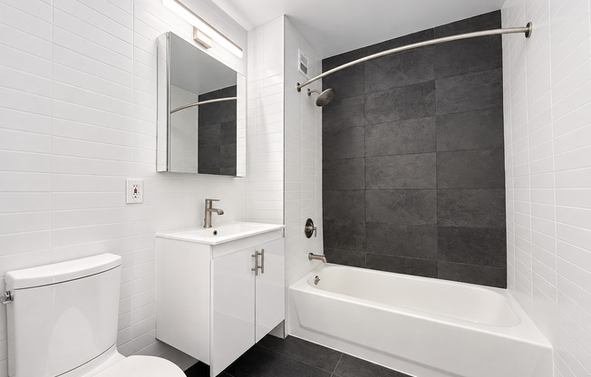 2 beds, 1 bath, 1,400 sqft, $6,275, Unit 5M