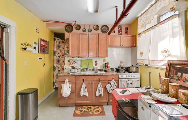 9 SPRUCE ST