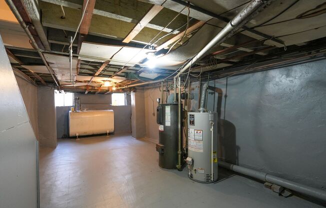 2 beds, 1 bath, $1,495