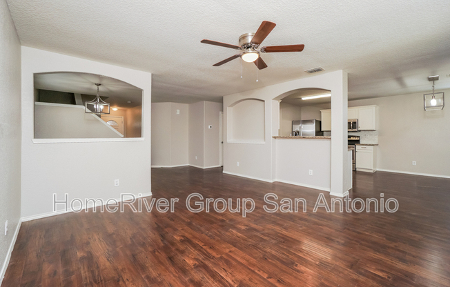 3611 DUNLAP FLDS