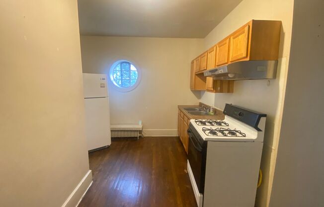 1 bed, 1 bath, $795