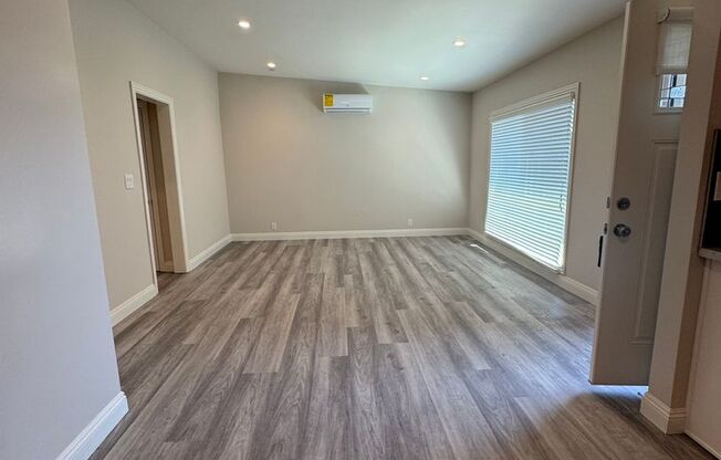 1 bed, 1 bath, 700 sqft, $2,195, Unit 21