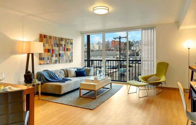 1 bed, 1 bath, 540 sqft, $1,347, Unit 405