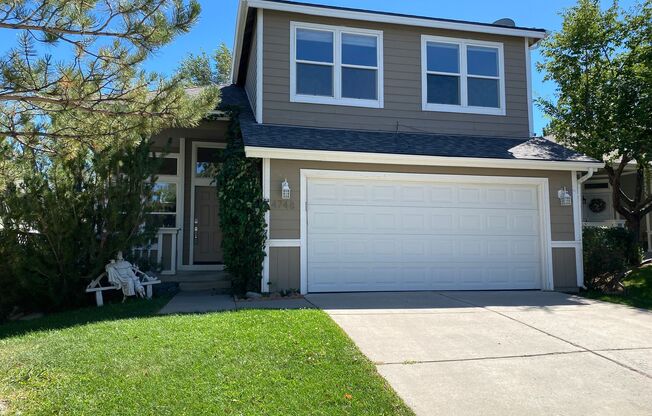 Beautiful 3-Bedroom, 3-Bathroom Home in Caughlin Ranch – Vantage Point Neighborhood!